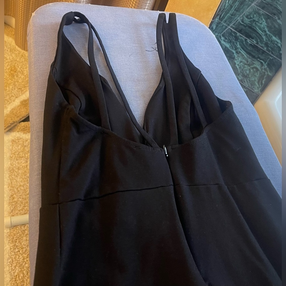 Black Backless Dress - Picture 4 of 5
